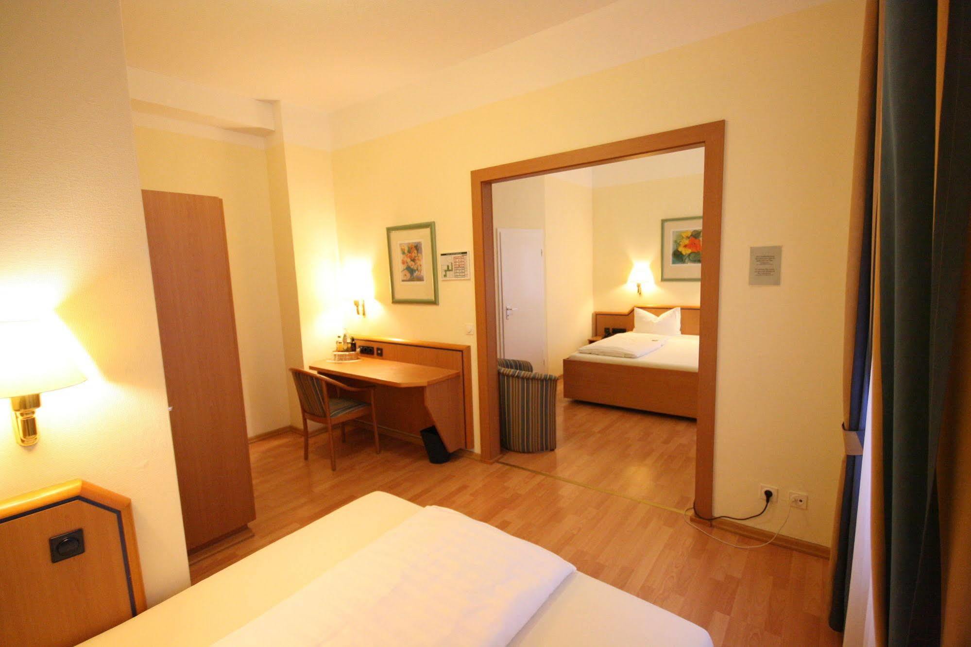 Altstadt Hotel Heidelberg Eksteriør bilde