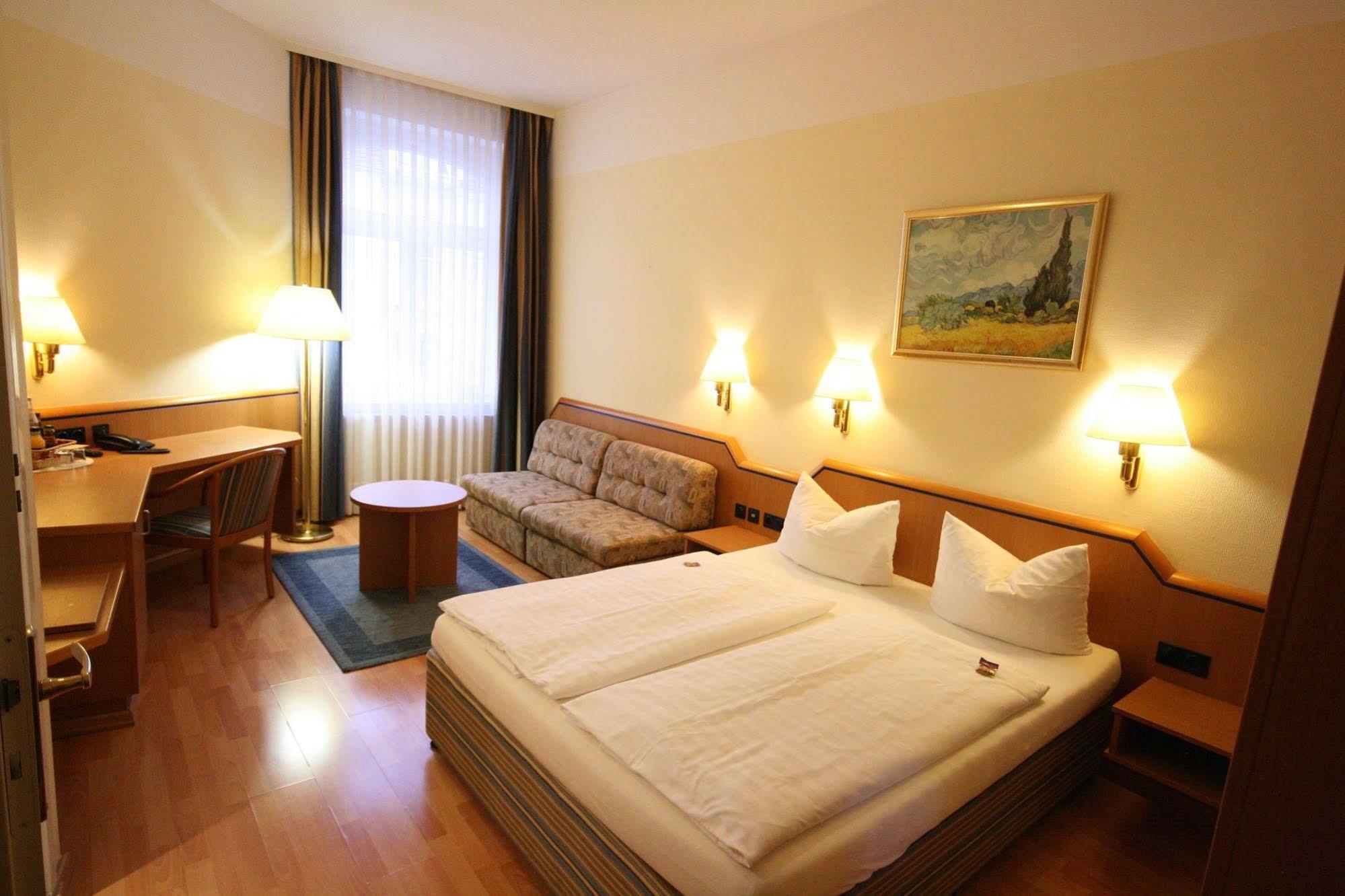 Altstadt Hotel Heidelberg Eksteriør bilde